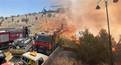 حريق كبير يندلع في منطقة صوّان بقعقعية الجسر جنوب لبنان - صورة مميزة حريق كبير يندلع في منطقة صوّان بقعقعية الجسر جنوب لبنان