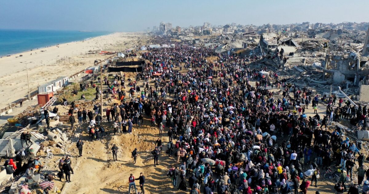 هاكابي ينفي تبني واشنطن لسياسة طرد الفلسطينيين من غزة - صورة مميزة هاكابي ينفي تبني واشنطن لسياسة طرد الفلسطينيين من غزة