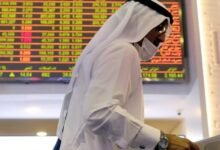 دبي وأبوظبي وقطر تتراجع أيضاً مع قلق حول شحنات الغاز ومضيق هرمز